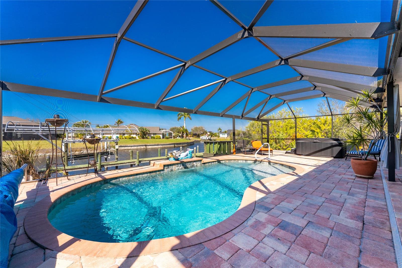 Single Family Residence at 9300 MIAMI CIR, PORT CHARLOTTE, photo 3 of 71