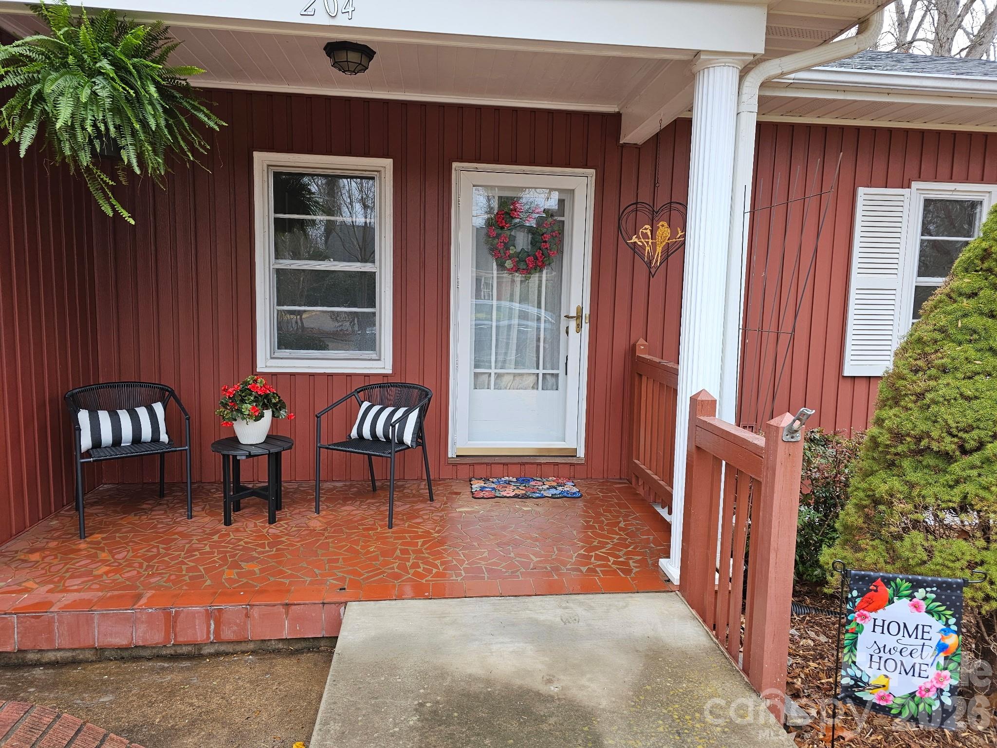 Single Family Residence at 204 Fernwood Drive, Rutherfordton, photo 3 of 34