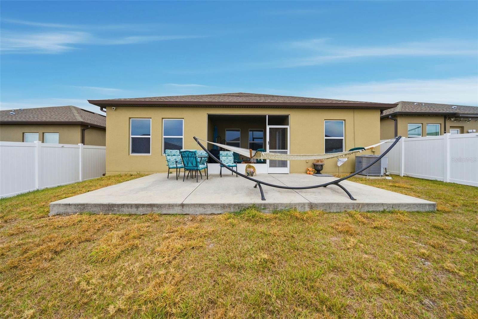 Spacious backyard - 1151 LYCASTE DR, DAVENPORT