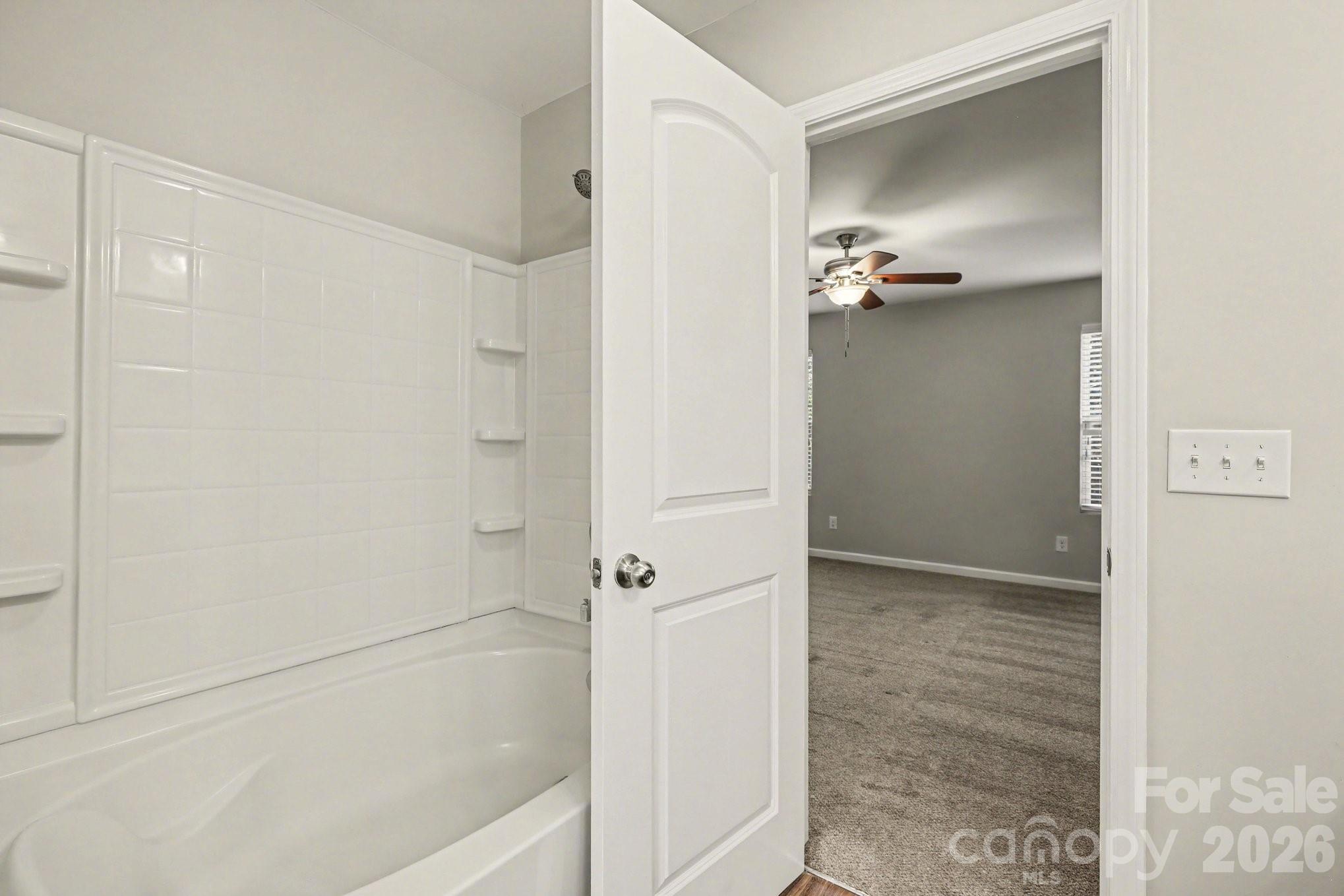 Single Family Residence at 1039 Manston Place SW, Concord, photo 16 of 26