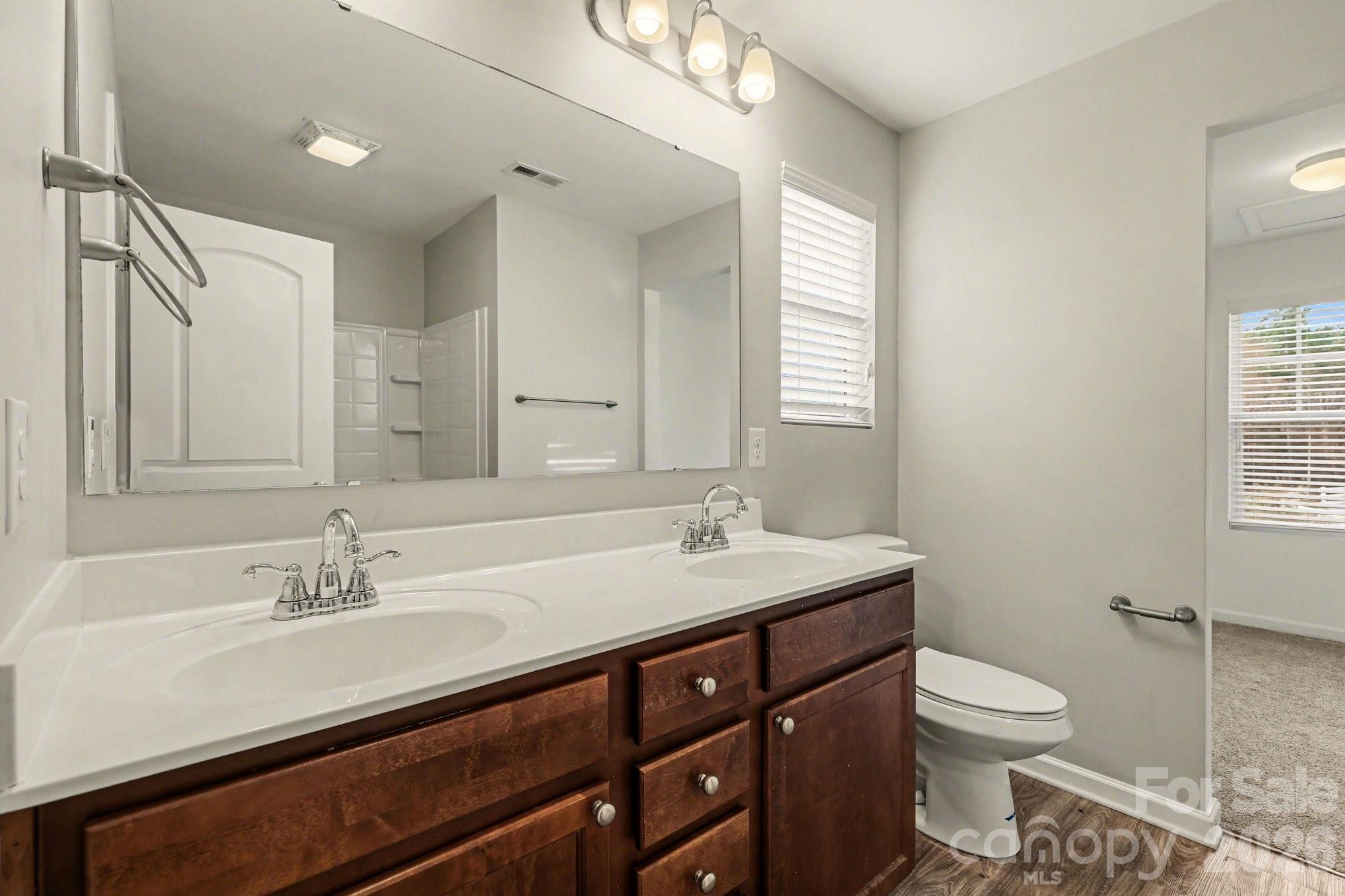 Single Family Residence at 1039 Manston Place SW, Concord, photo 17 of 26