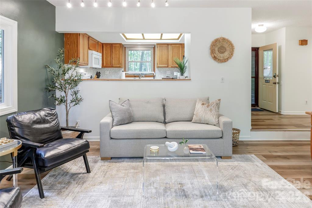 Townhouse at 385 Whitney Boulevard, Lake Lure, photo 10 of 30