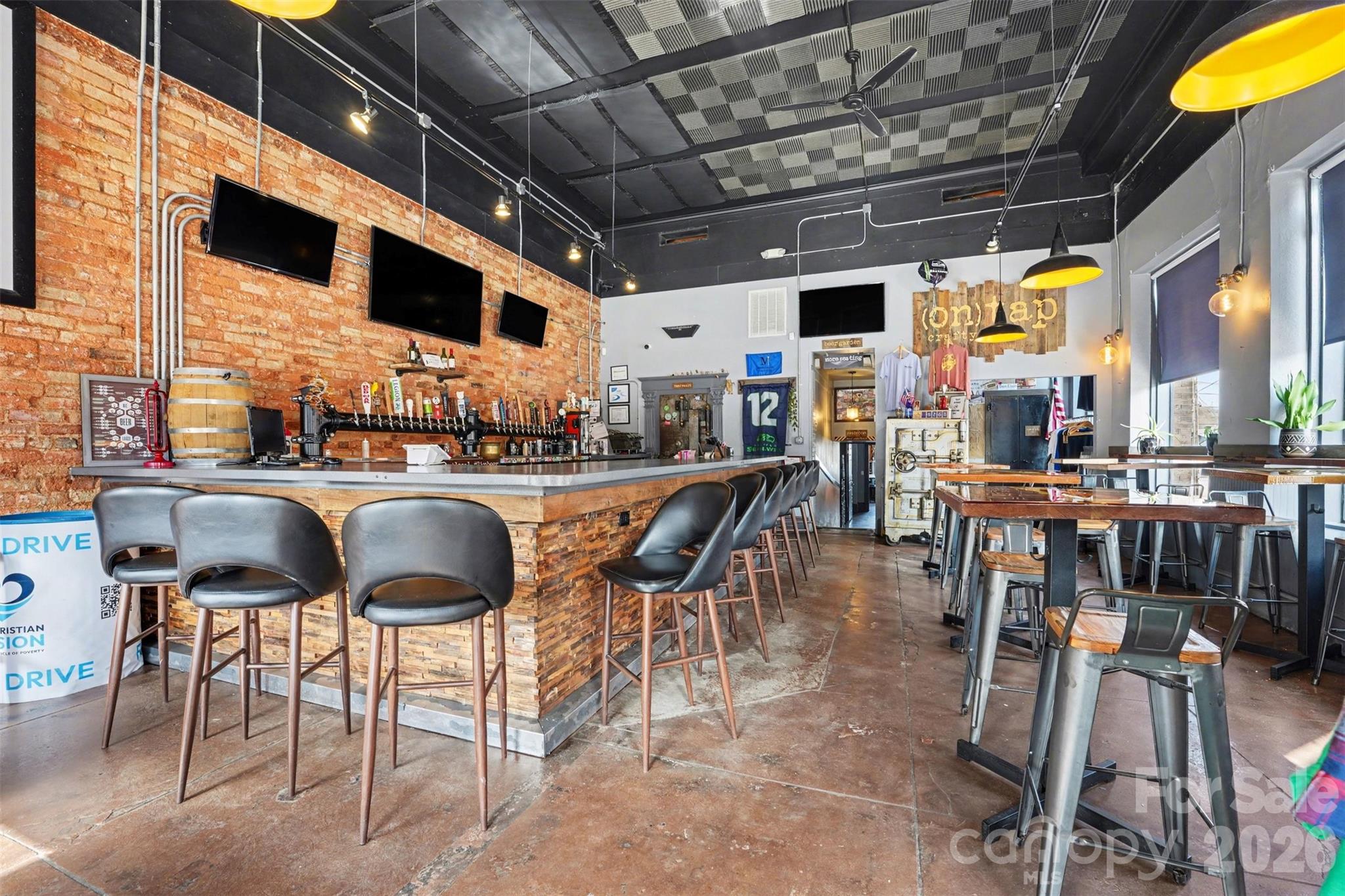 188 N Main - 188 N Main Street, Mooresville