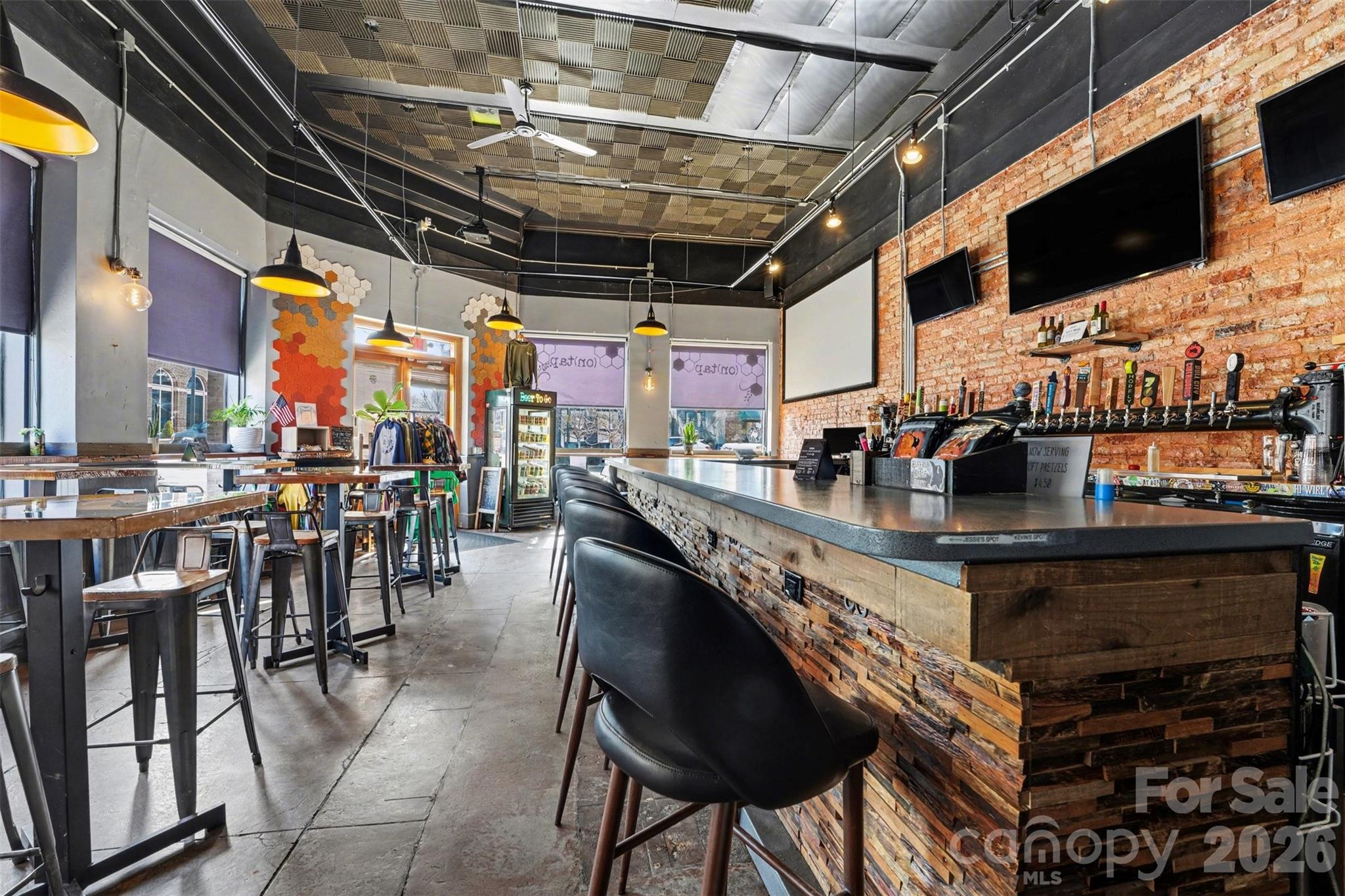 188 N Main - 188 N Main Street, Mooresville