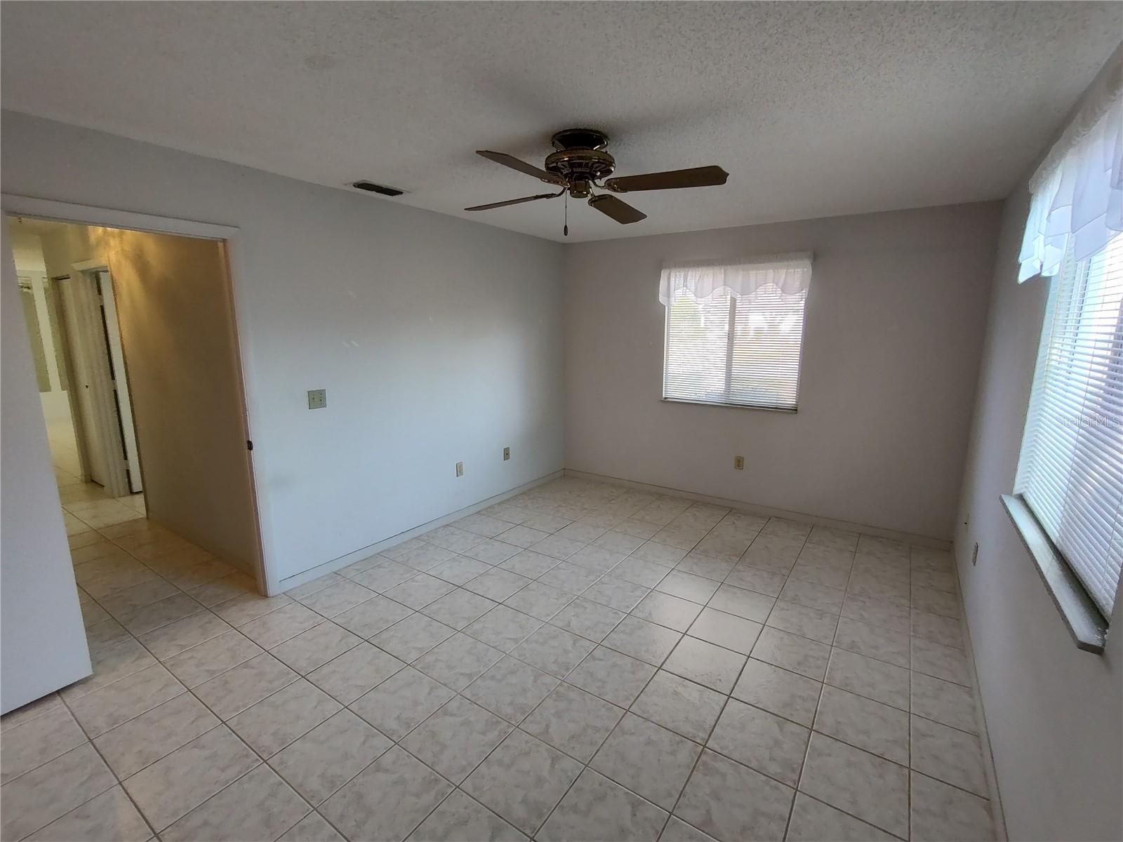 Single Family Residence at 8690 SW 108TH PL, OCALA, photo 11 of 19