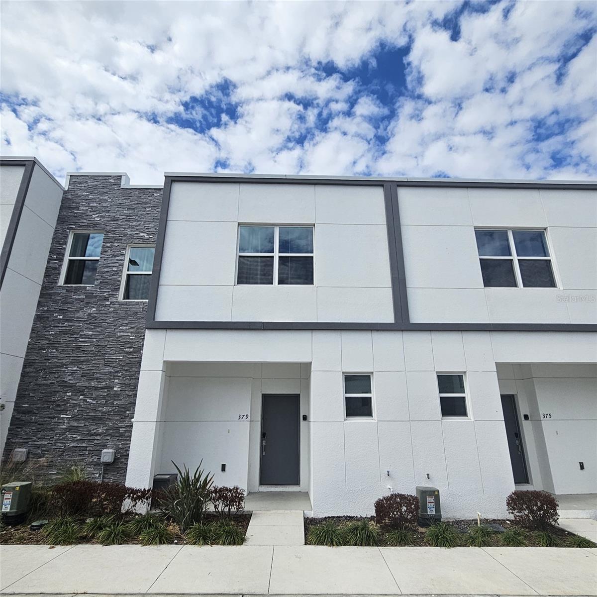 379 FAMAGUSTA DR