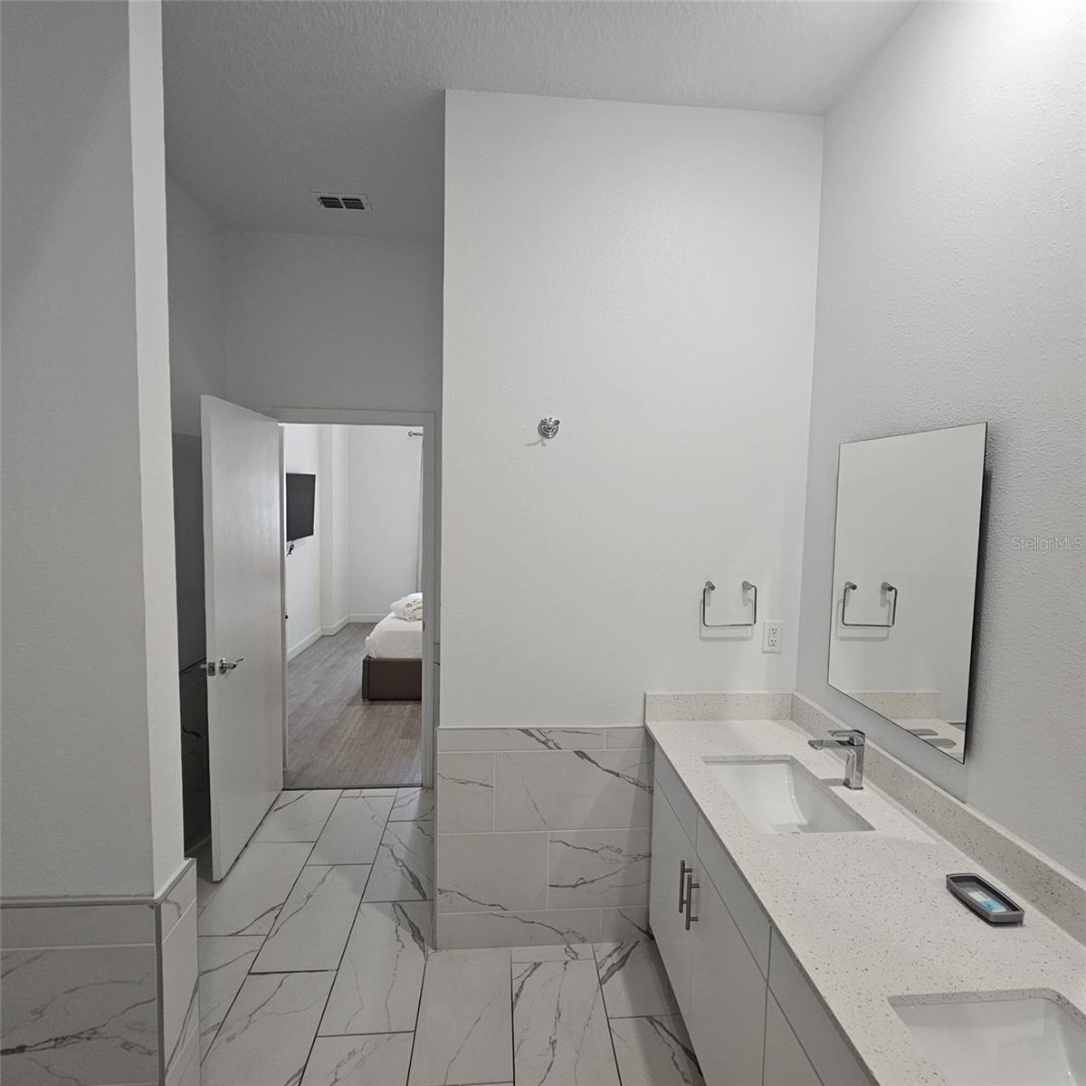 Townhouse at 379 FAMAGUSTA DR, DAVENPORT, photo 34 of 42