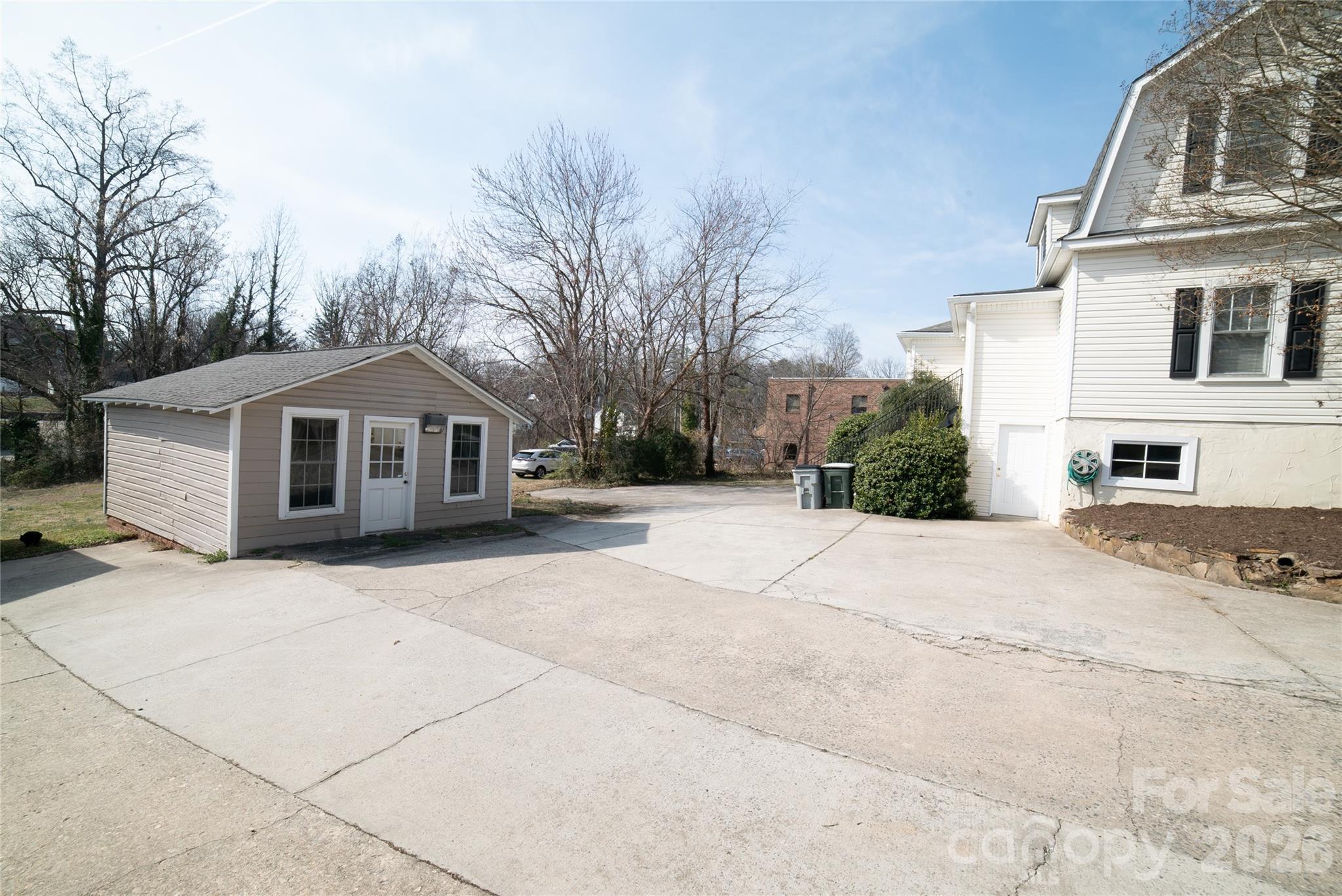 Rear parking and storage building - 508 Mulberry Street SW, Lenoir
