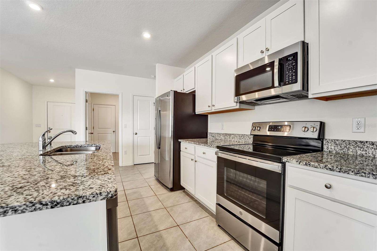 Single Family Residence at 6978 FABEN LN, ZEPHYRHILLS, photo 6 of 18