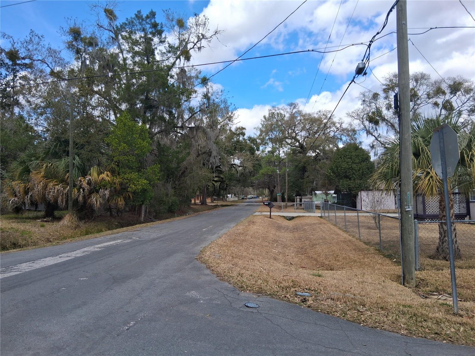Manufactured Home at 9170 DAN LYNN ST, BROOKSVILLE, photo 3 of 12