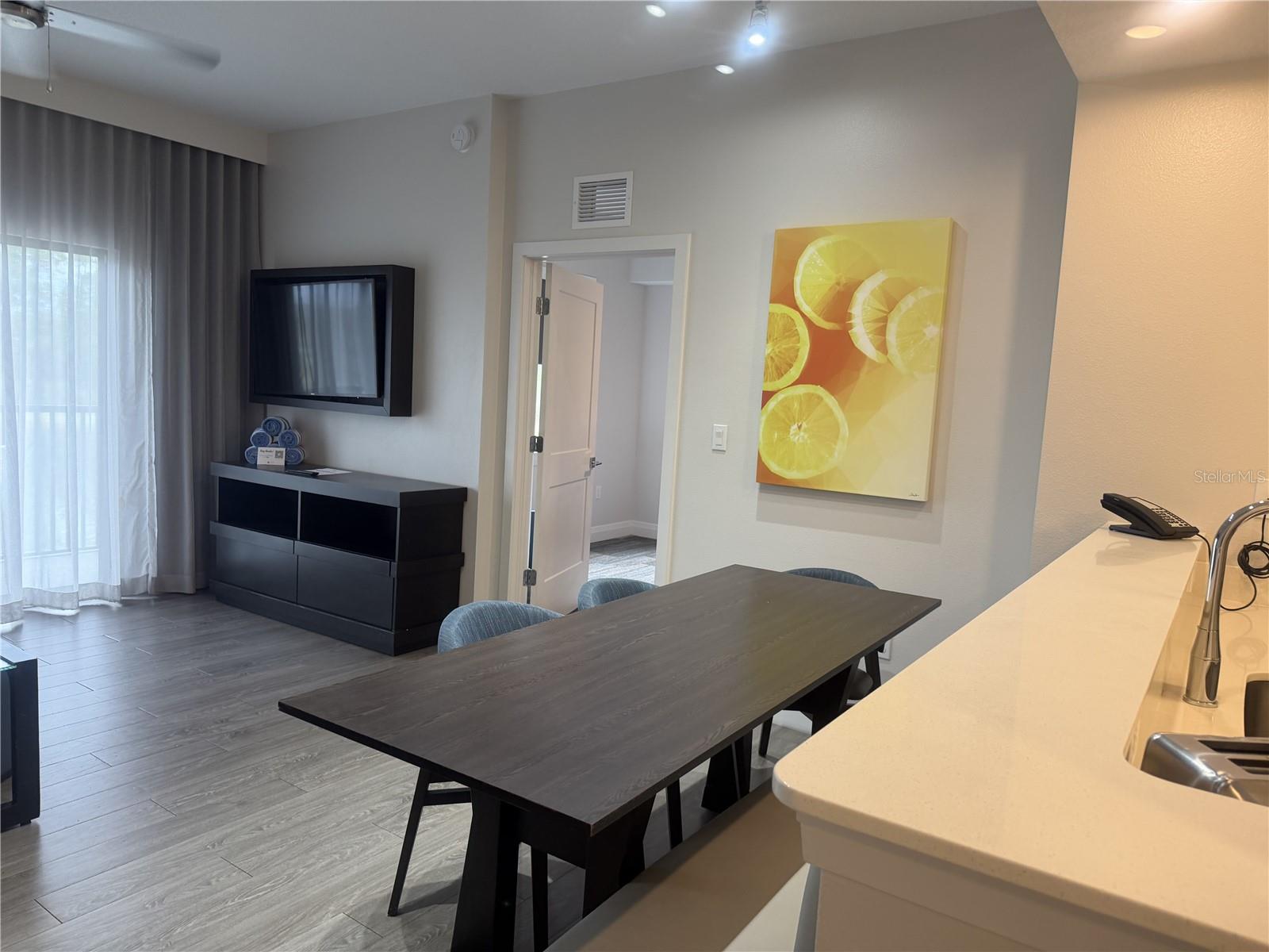 Condo - Hotel at 14501 GROVE RESORT AVE #2223, WINTER GARDEN, photo 5 of 31