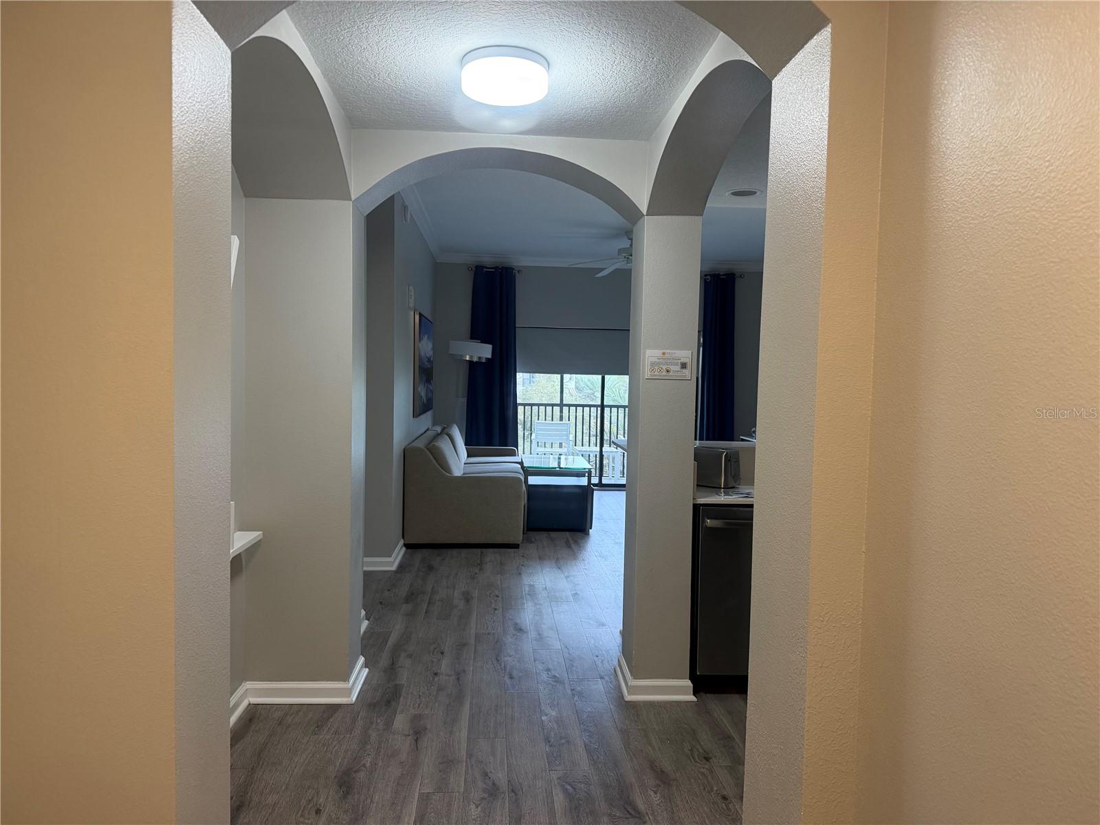 Condo - Hotel at 14501 GROVE RESORT AVE #1443, WINTER GARDEN, photo 4 of 31