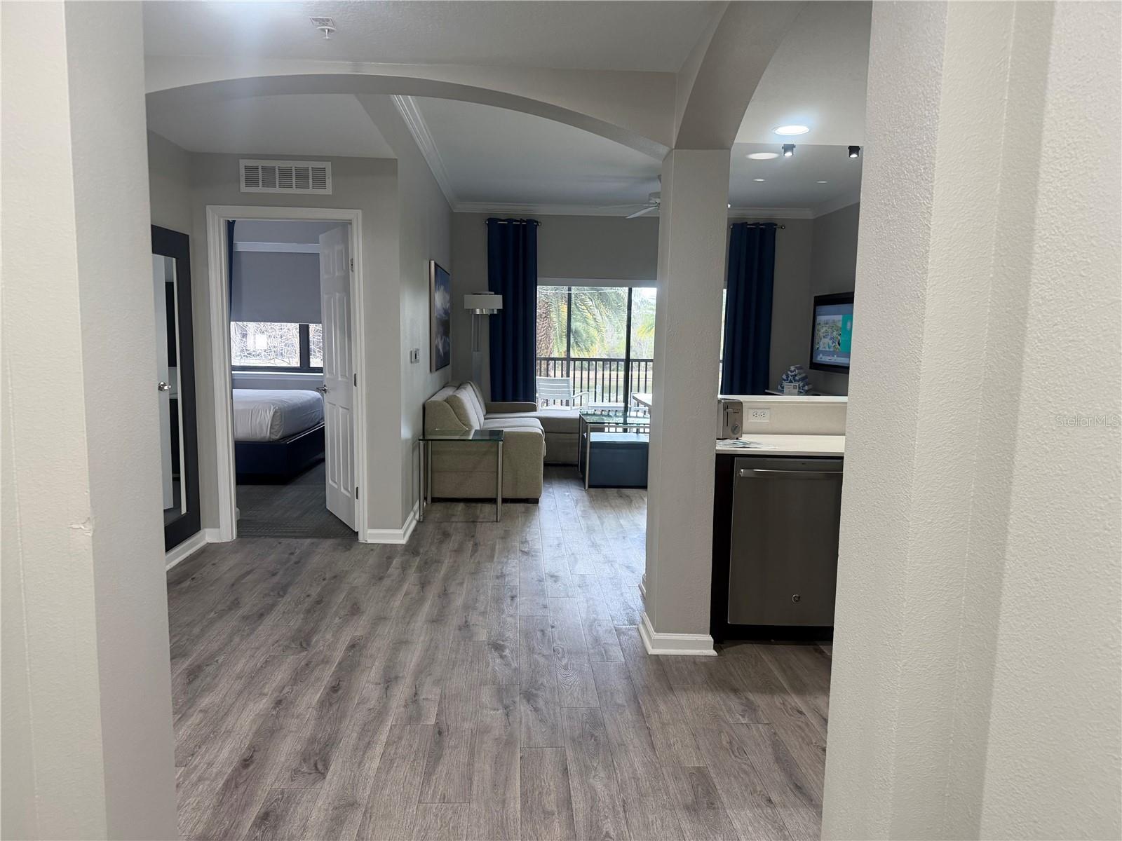 Condo - Hotel at 14501 GROVE RESORT AVE #1203, WINTER GARDEN, photo 2 of 25