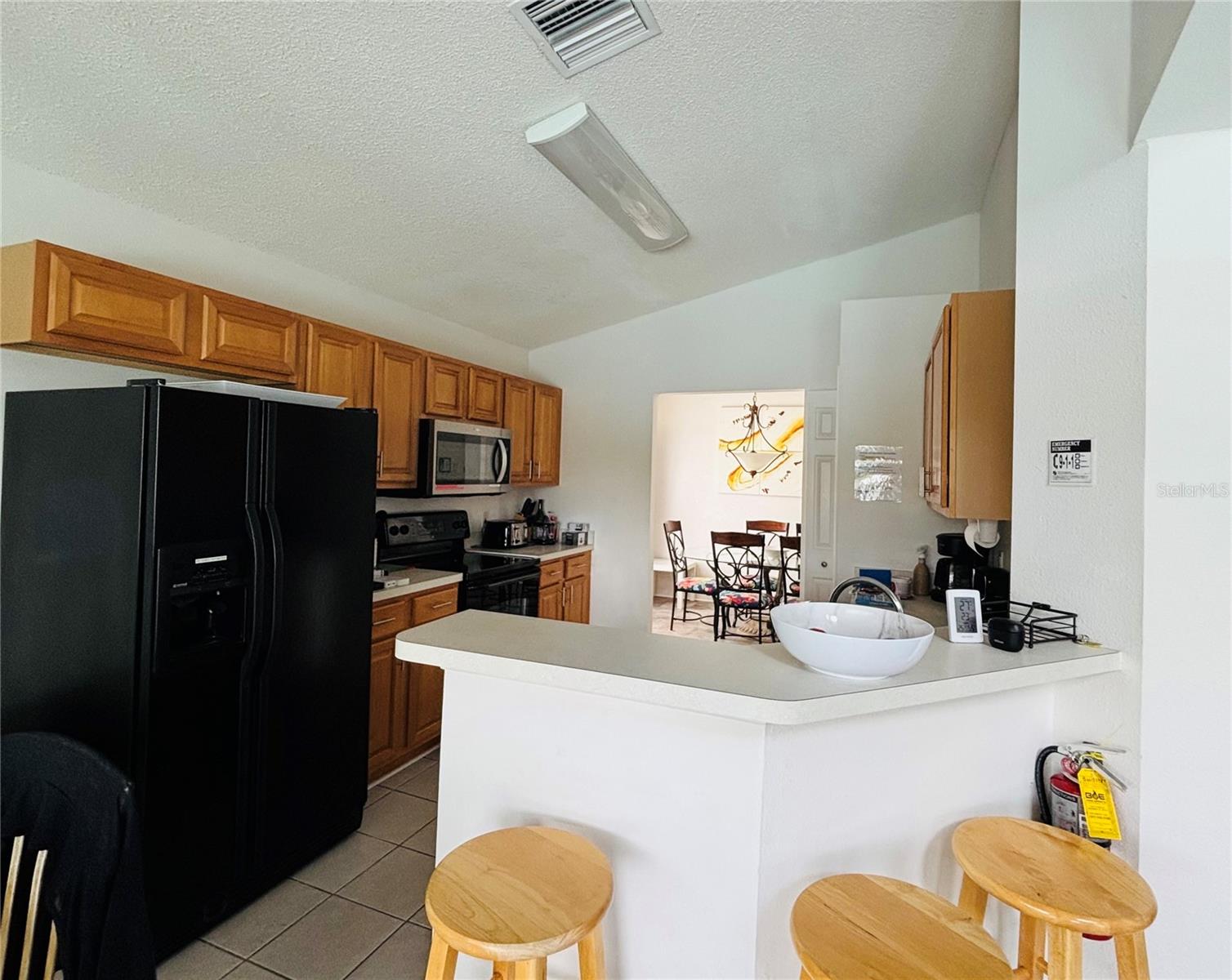 Single Family Residence at 936 LAKE BERKLEY DR, KISSIMMEE, photo 8 of 45