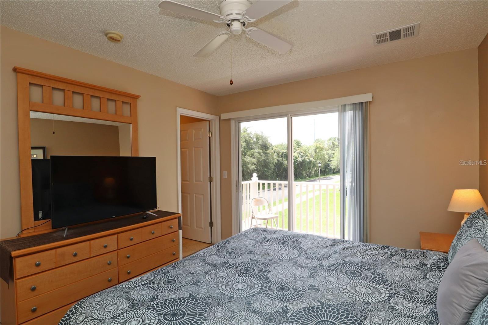 Townhouse at 8550 CRYSTAL COVE LOOP, KISSIMMEE, photo 13 of 27