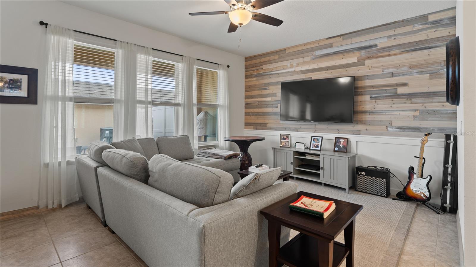 Living Room - 8113 RED STOPPER LN, WINTER GARDEN