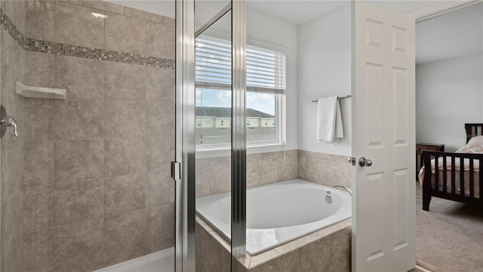 Primary Shower - 8113 RED STOPPER LN, WINTER GARDEN