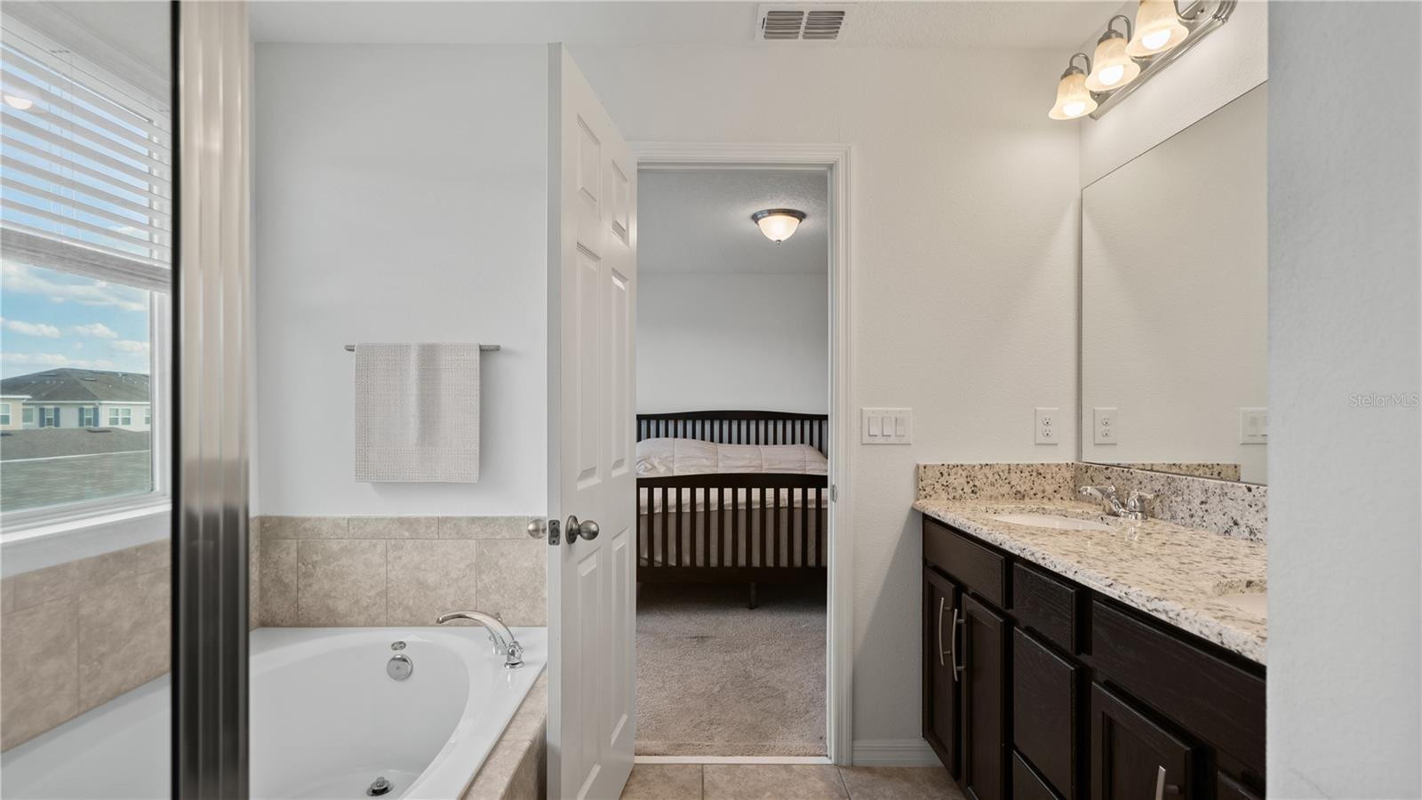 Primary Bath - 8113 RED STOPPER LN, WINTER GARDEN
