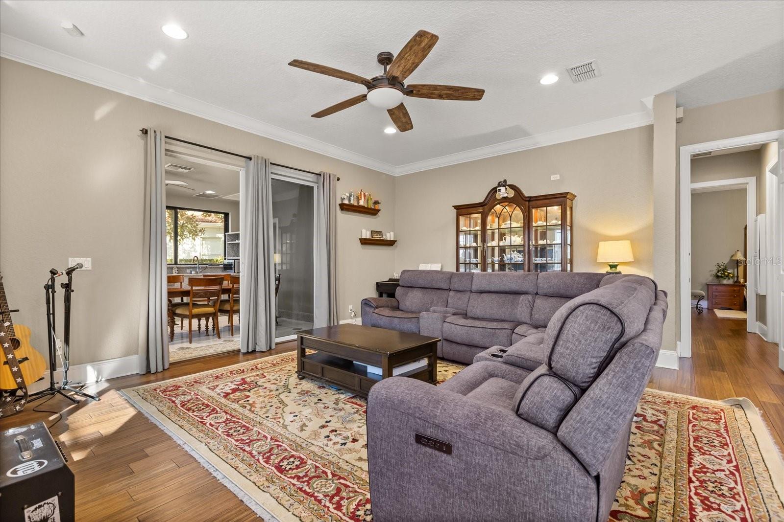 Single Family Residence at 2450 DAHLGREN WAY, WINTER GARDEN, photo 7 of 61