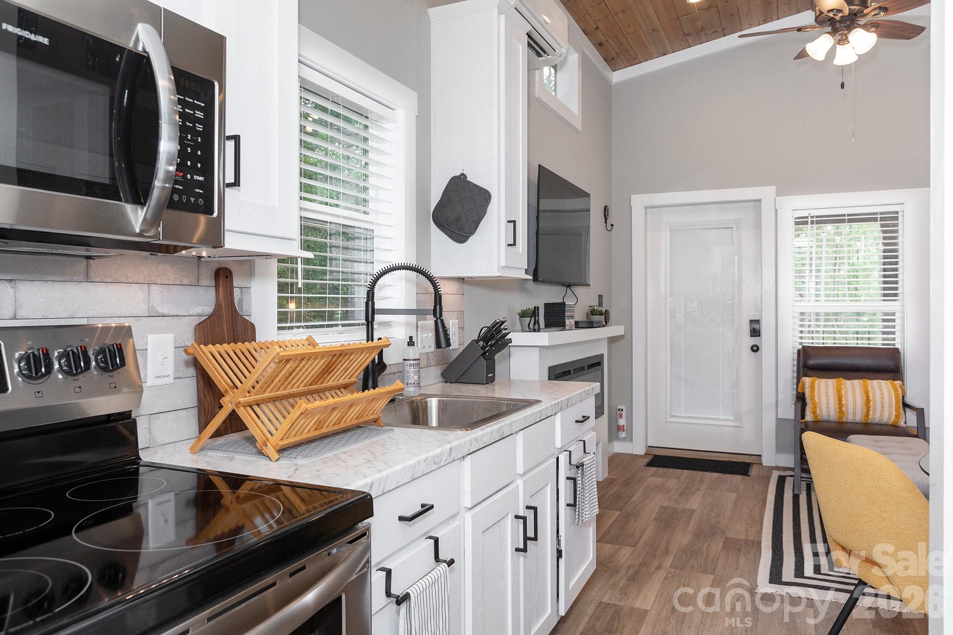 Pictures are not of actual home. Finishes shown are a representation of available options. - TBD Blue Hill Parkway, Marion