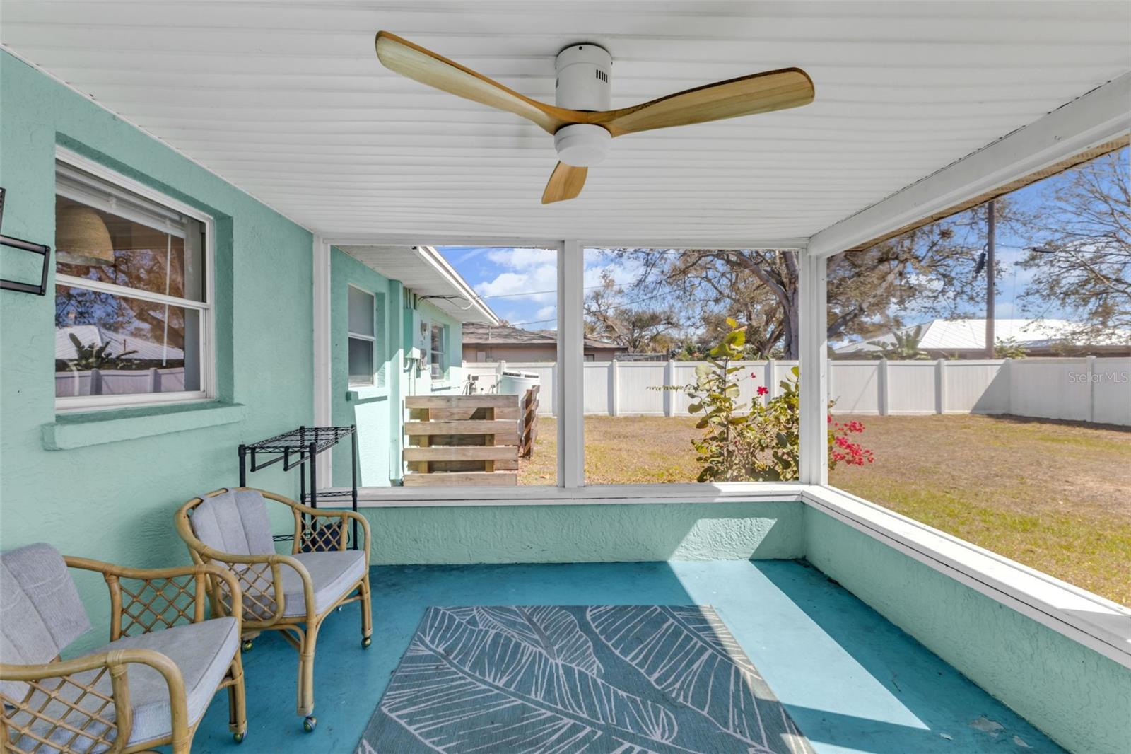 Single Family Residence at 960 DARWIN RD, VENICE, photo 25 of 37