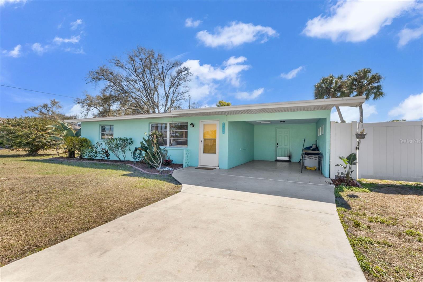 Single Family Residence at 960 DARWIN RD, VENICE, photo 31 of 37