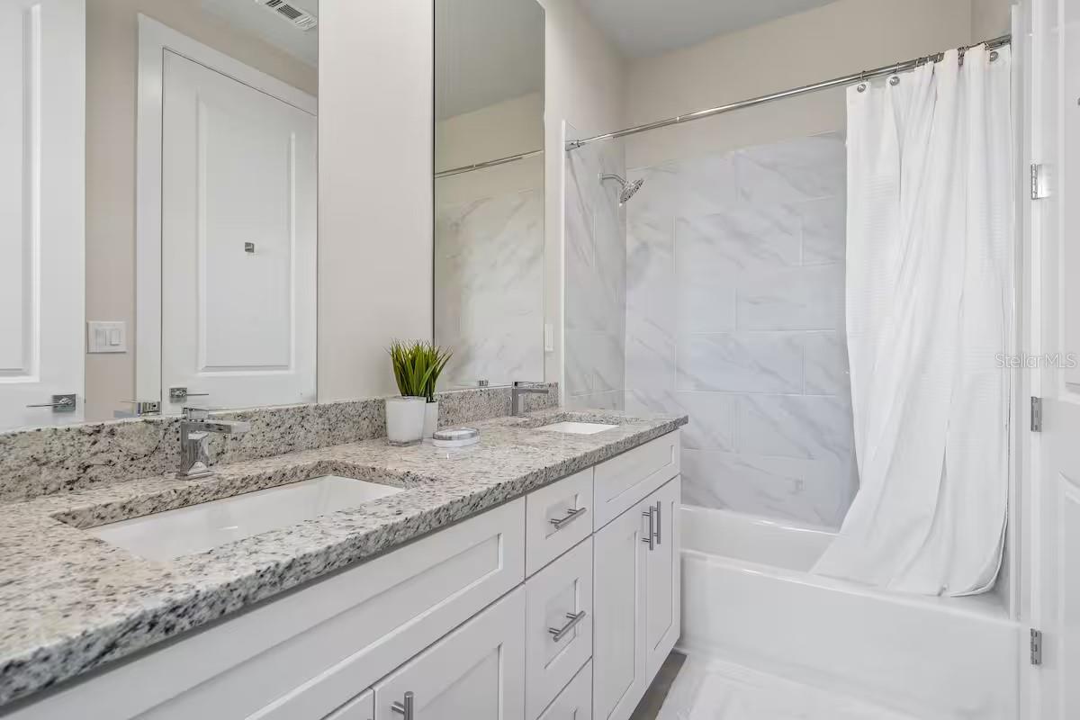 Townhouse at 7568 SUNFLOWER CIR, KISSIMMEE, photo 25 of 39