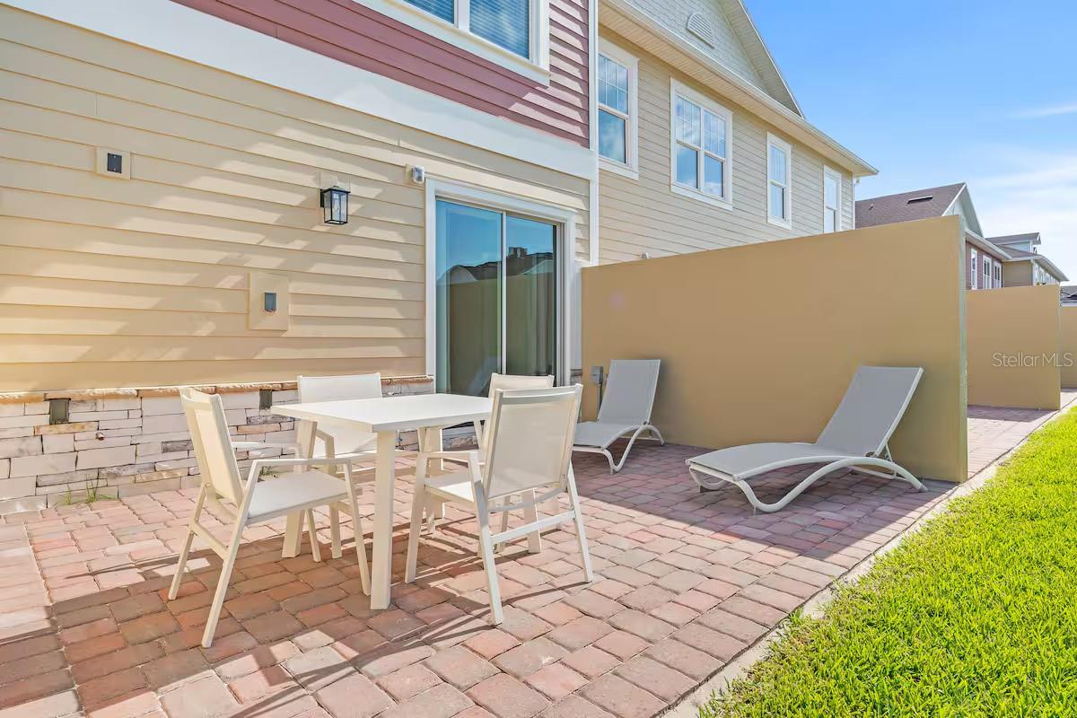 Townhouse at 7568 SUNFLOWER CIR, KISSIMMEE, photo 31 of 39