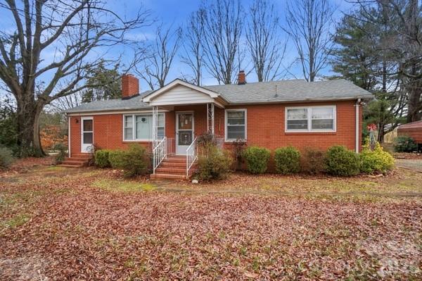 Single Family Residence at 3704 Weddington Road, Monroe, photo 3 of 20