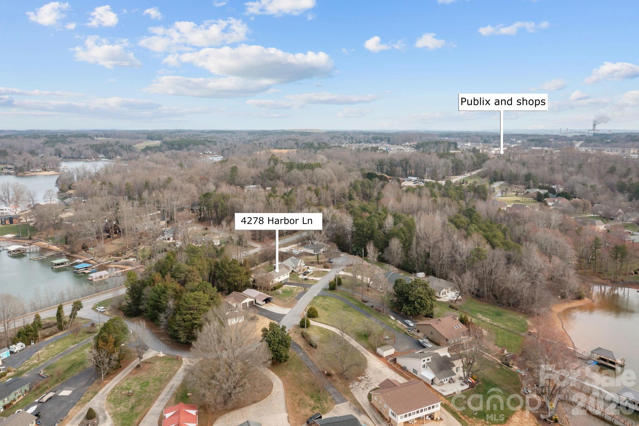 Home is less than a mile from the publix shopping center, retail shops, restaurants. - 4278 Harbor Lane, Sherrills Ford