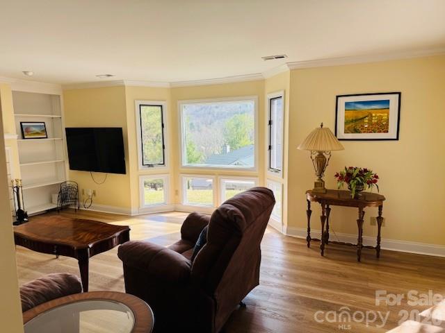 Condominium at 121 Burning Tree Lane, Flat Rock, photo 13 of 43
