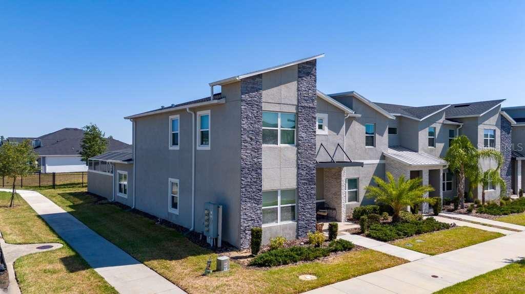 Townhouse at 8999 CABOT CLIFFS DR, DAVENPORT, photo 2 of 80