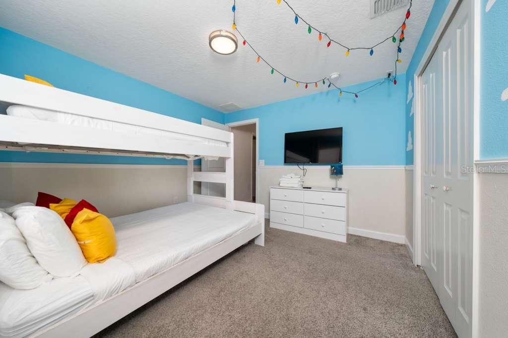 Townhouse at 8999 CABOT CLIFFS DR, DAVENPORT, photo 19 of 80