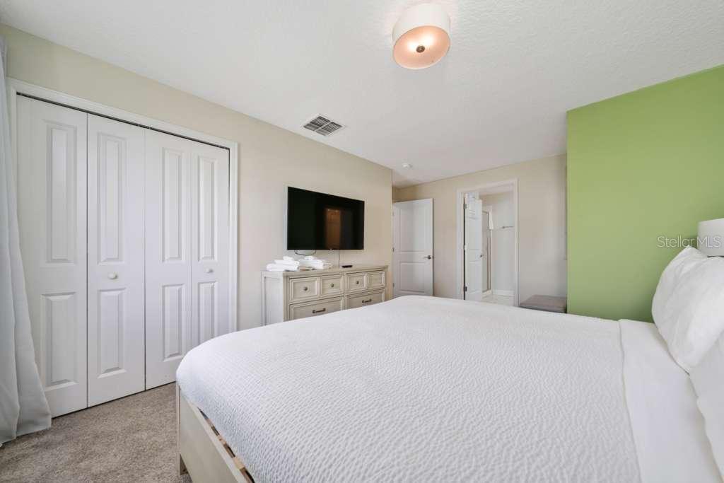 Townhouse at 8999 CABOT CLIFFS DR, DAVENPORT, photo 35 of 80