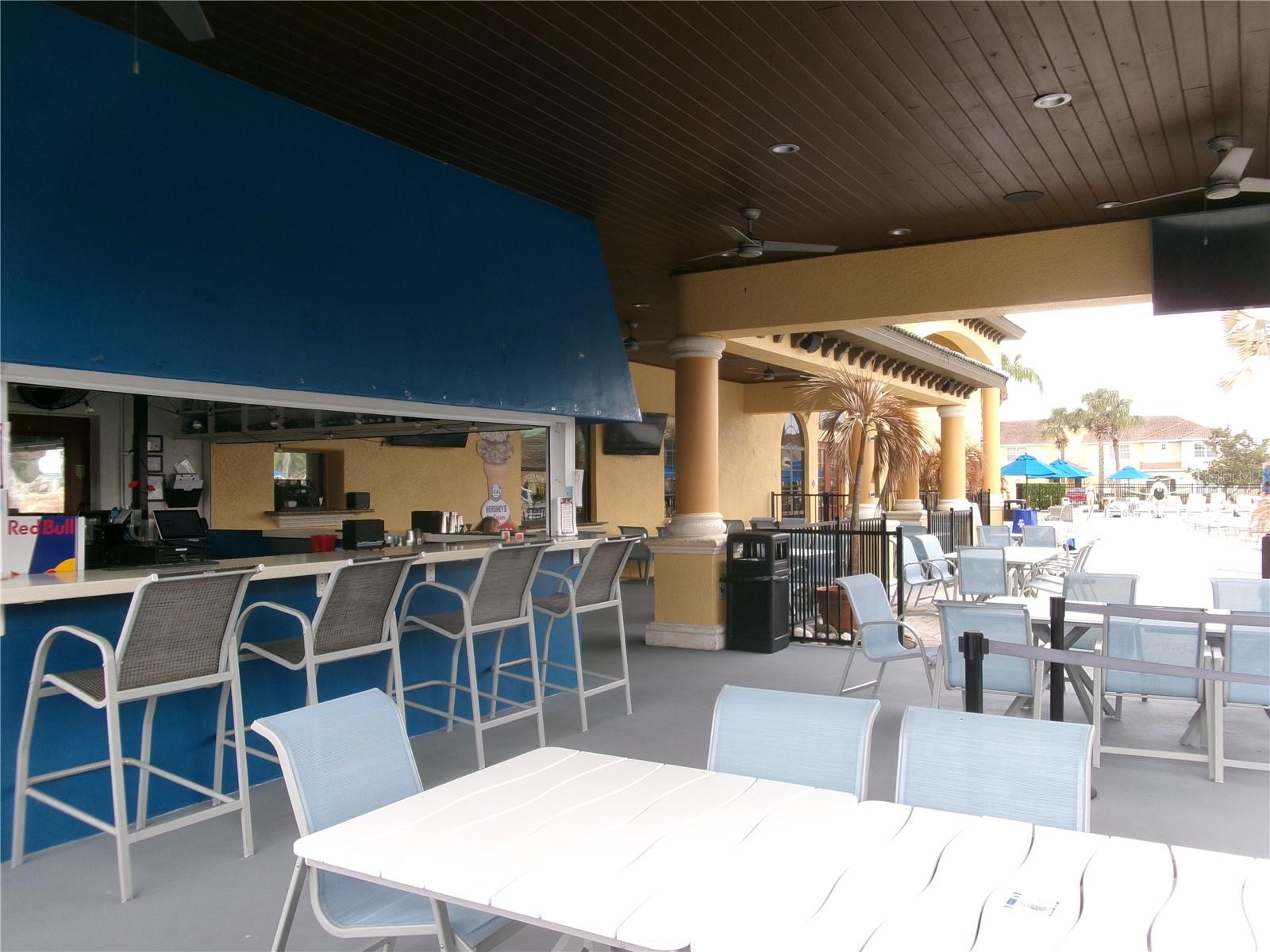 Pool bar - 8969 MAJESTY PALM RD, KISSIMMEE
