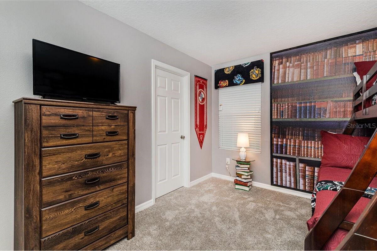Single Family Residence at 8951 HILTON RIDGE AVE, KISSIMMEE, photo 6 of 38