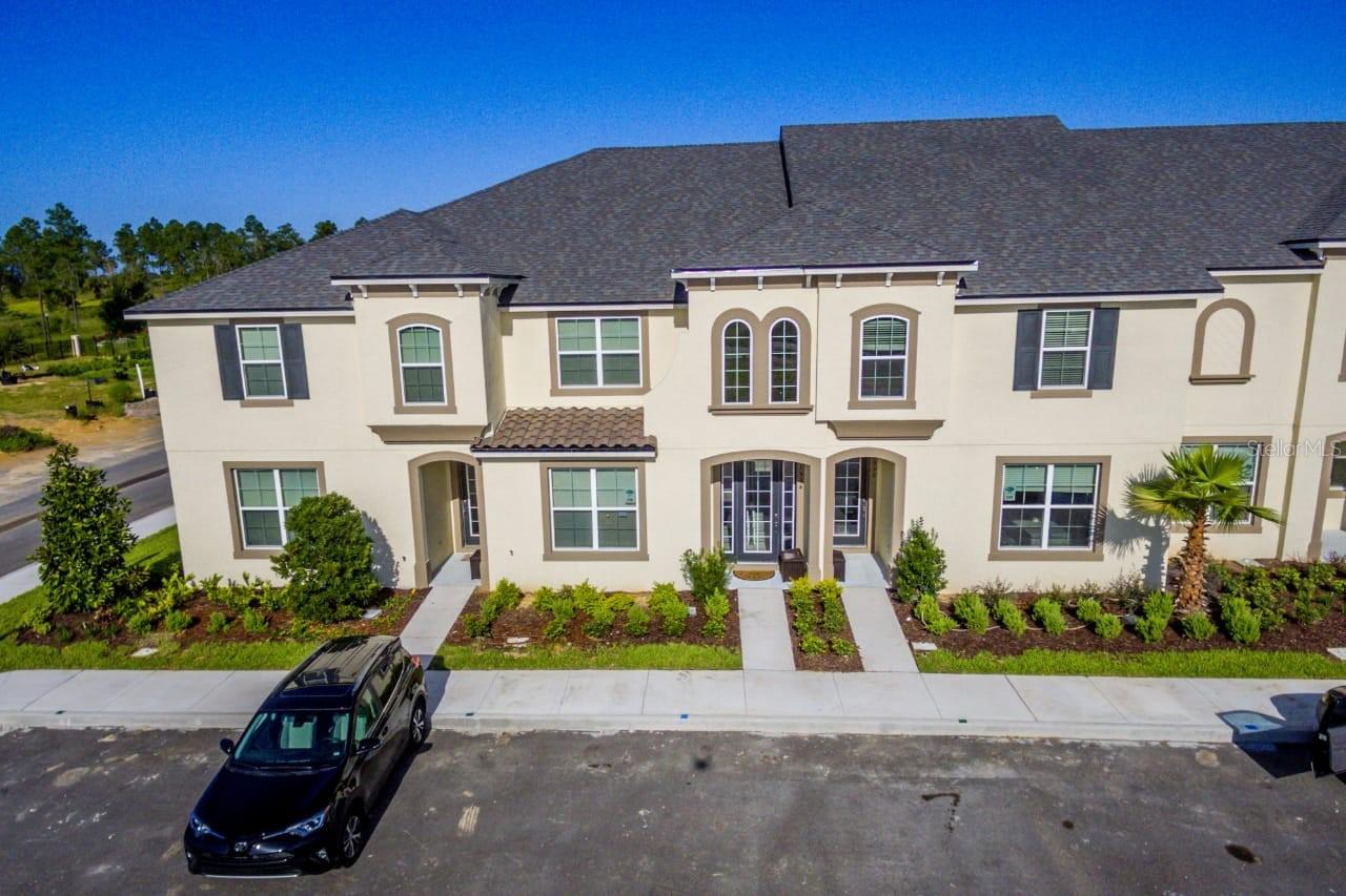 1534 CAREY PALM CIR