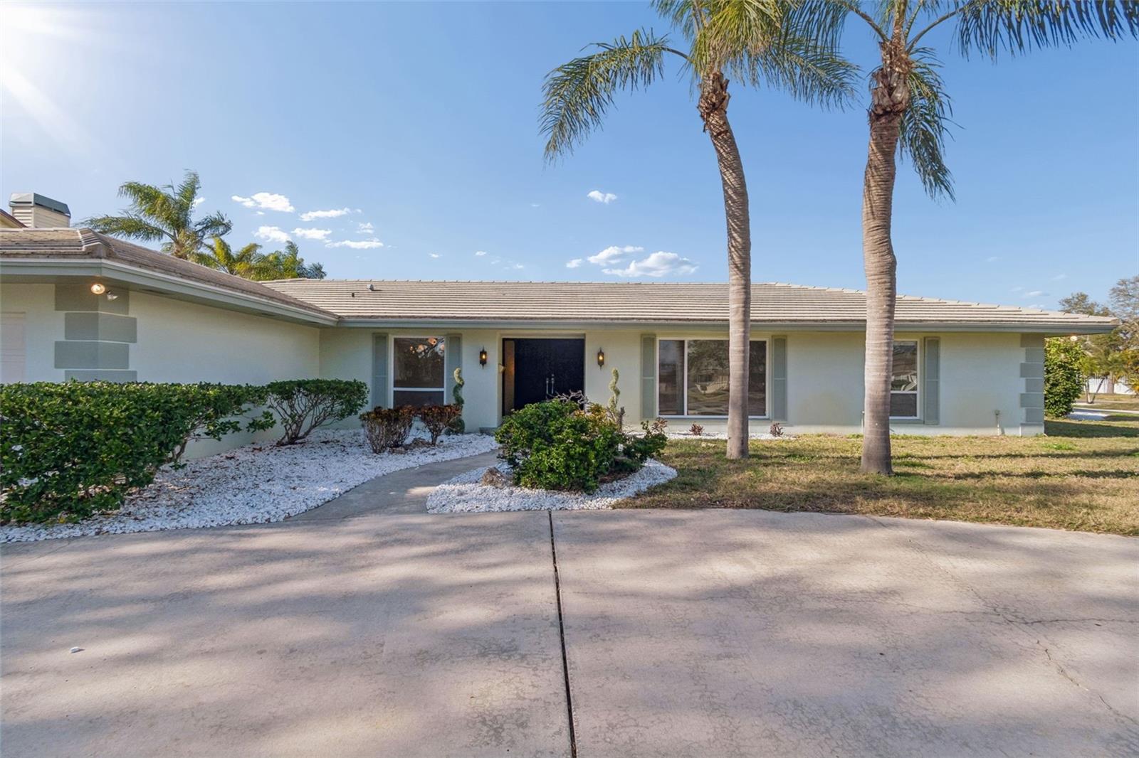 This home has always been owned by the family of the contractor that built it...it' is a well built home. Original blueprints are available... - 4415 CLEARWATER HARBOR DR N, LARGO