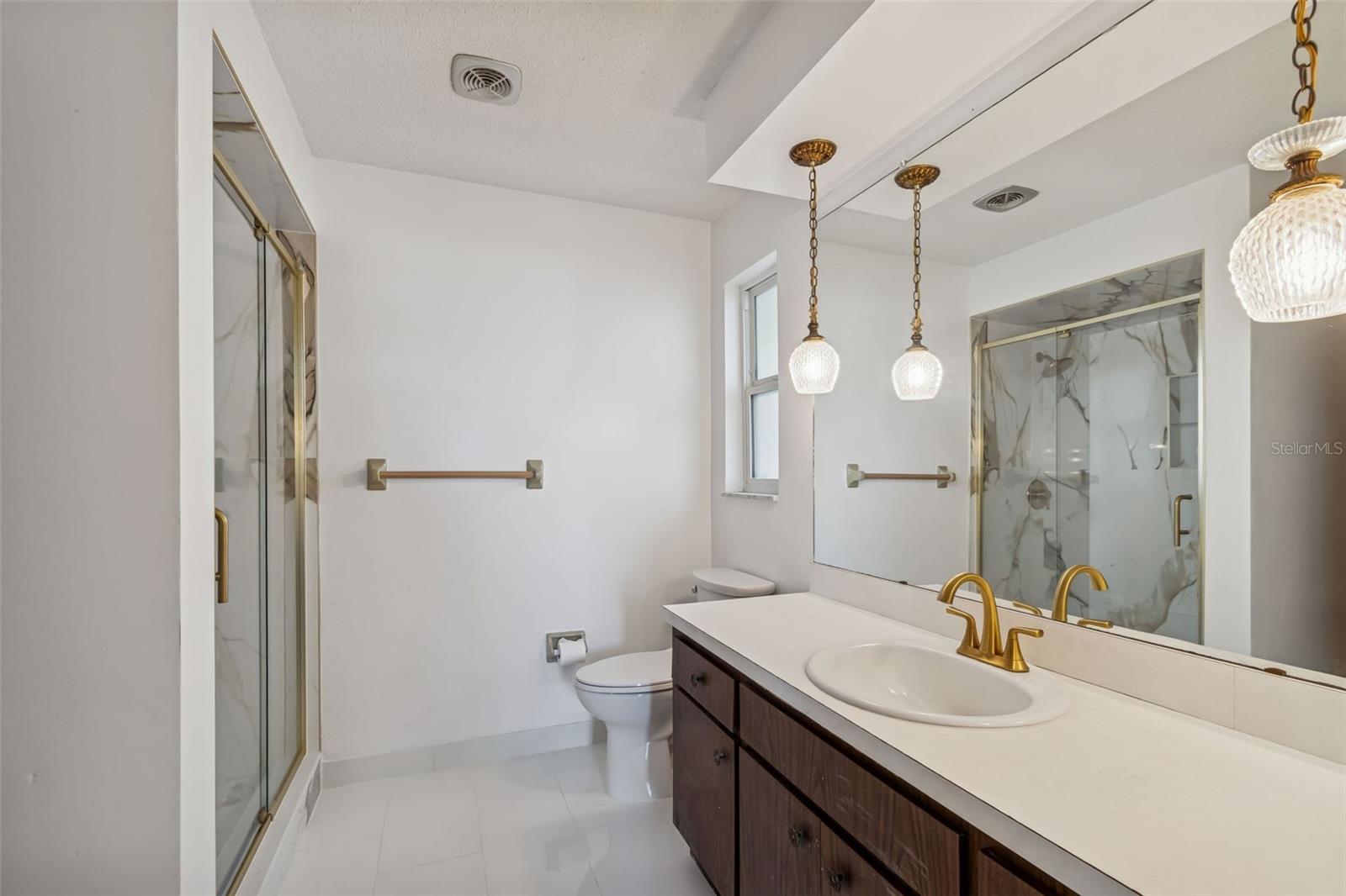 New floors, new shower, new commode, new fixtures - 4415 CLEARWATER HARBOR DR N, LARGO