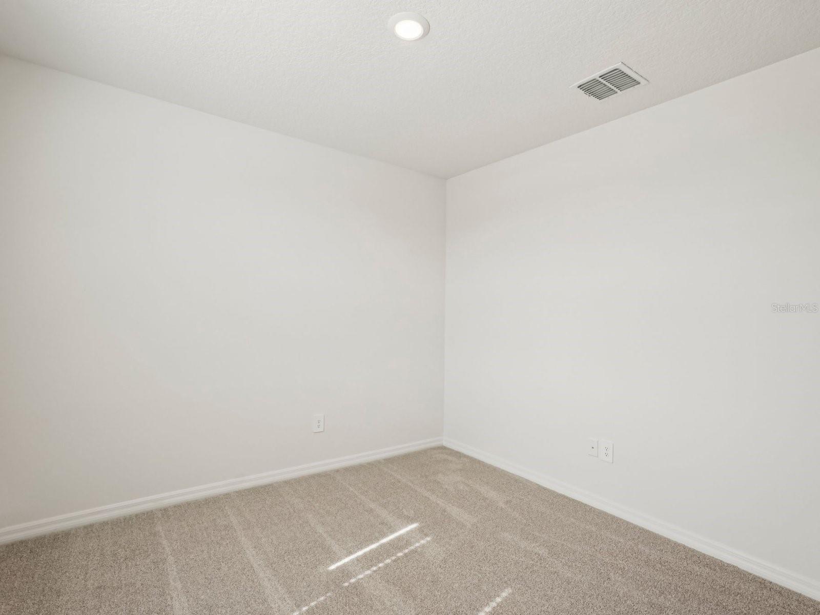Interior photos are not of the actual home but are photos of the builder home with the same floorplan with similar interior finishes and features. - 10417 ABUNDANCE GROVE WAY, PARRISH