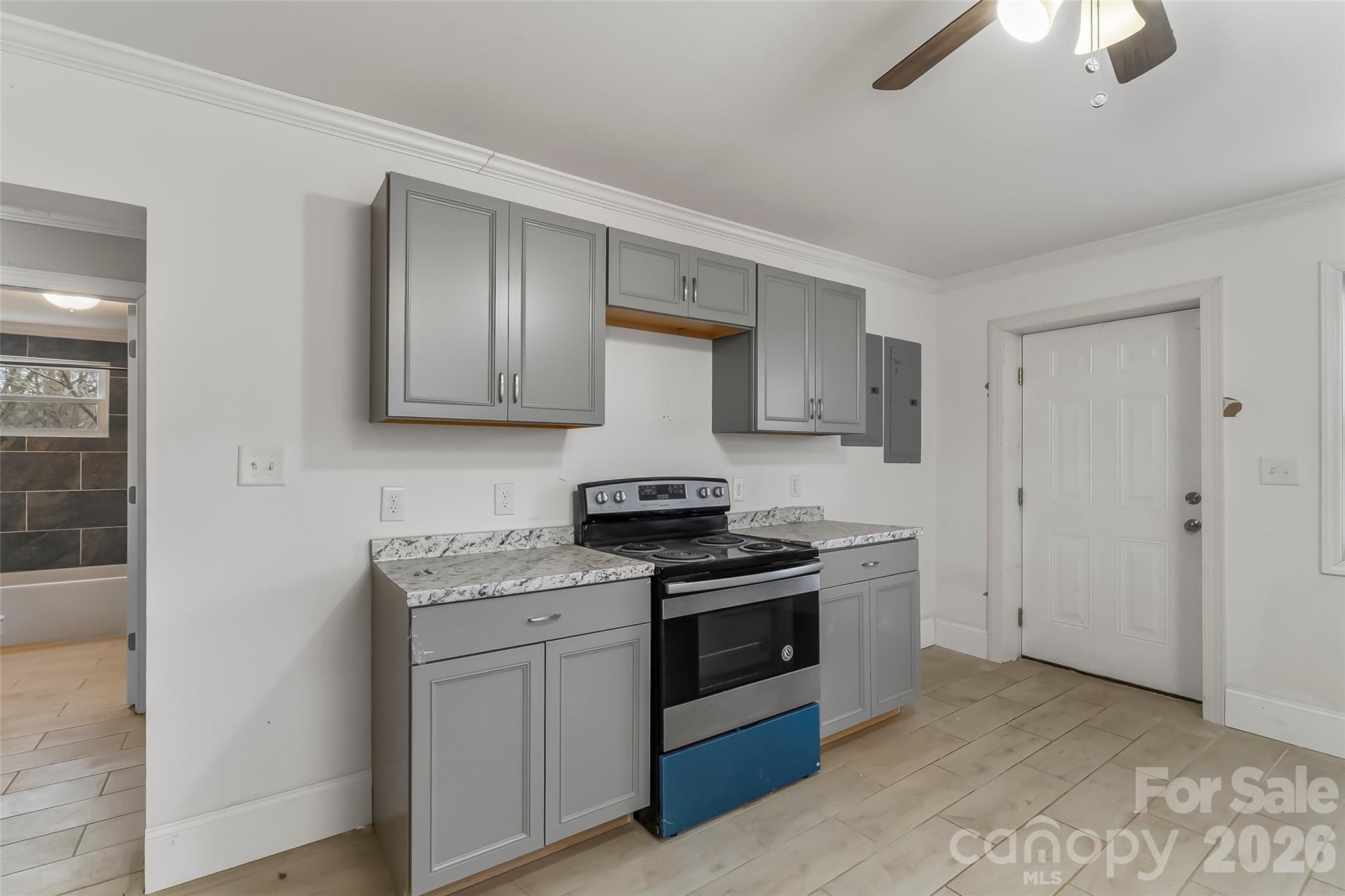 Duplex at 620 Linville Street, Morganton, photo 19 of 27