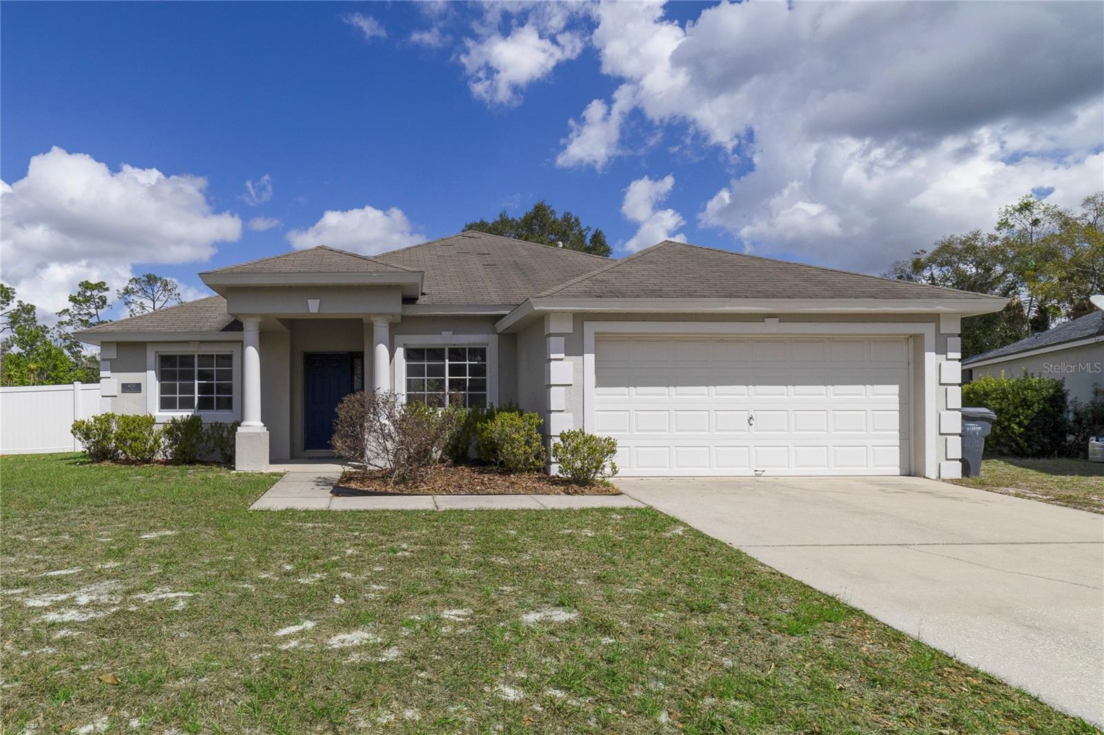 400 PARADISE WOODS CT