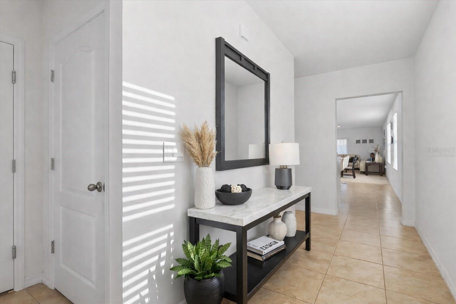 Virtually staged - 812 BROOKLET DR, DAVENPORT