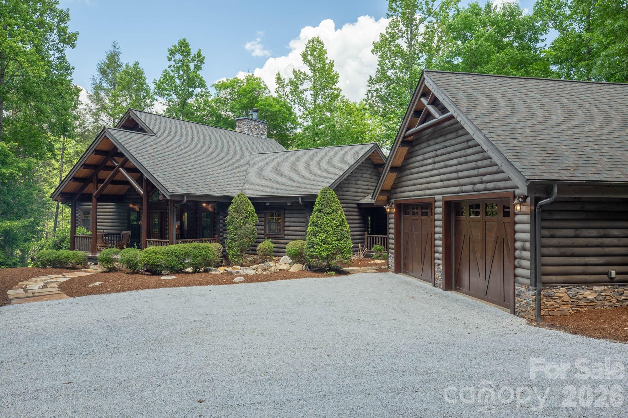 Single Family Residence at 143 Nature Walk Drive, Marion, photo 3 of 48