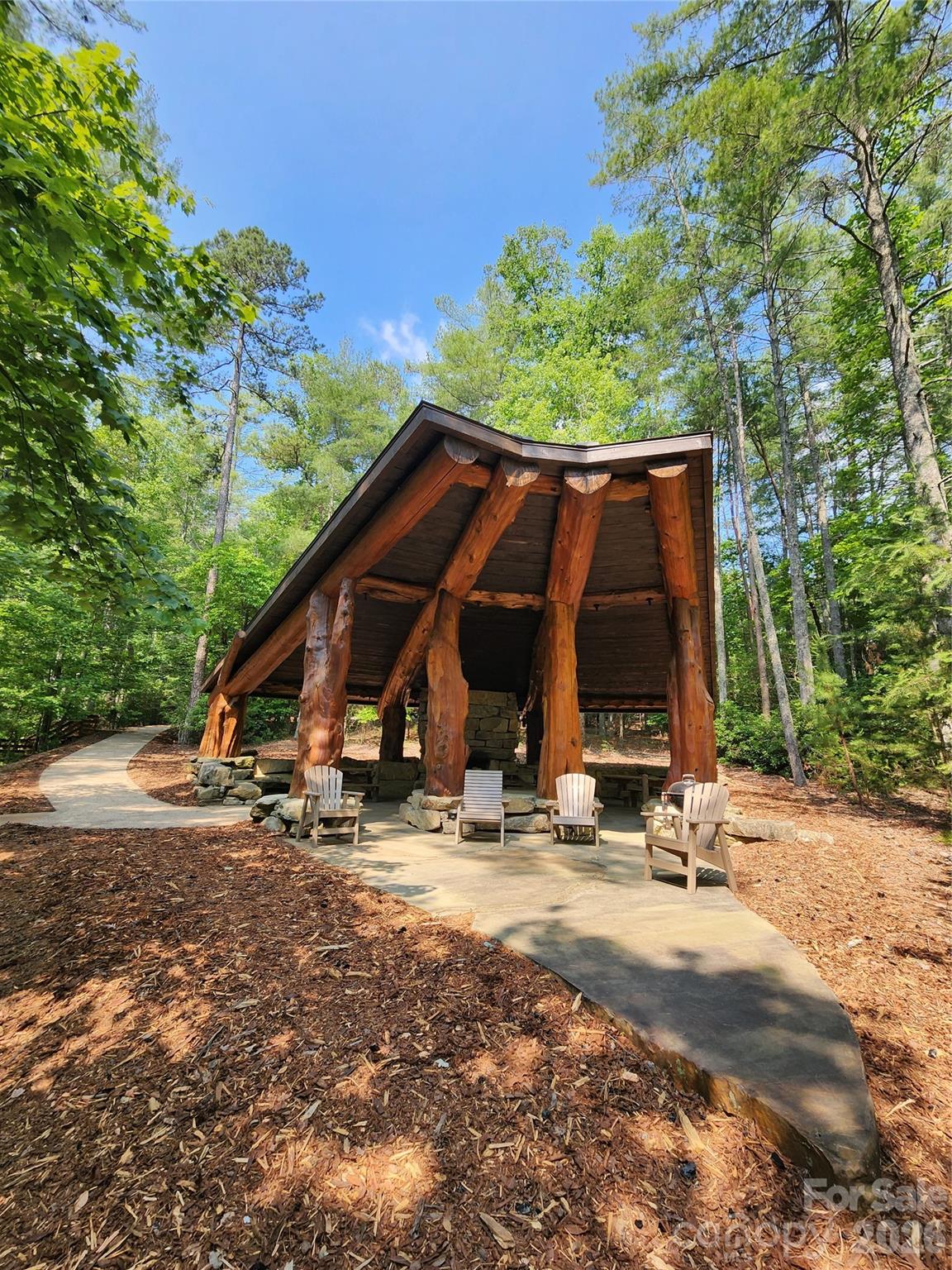 Lake Camp pavilion - 143 Nature Walk Drive, Marion