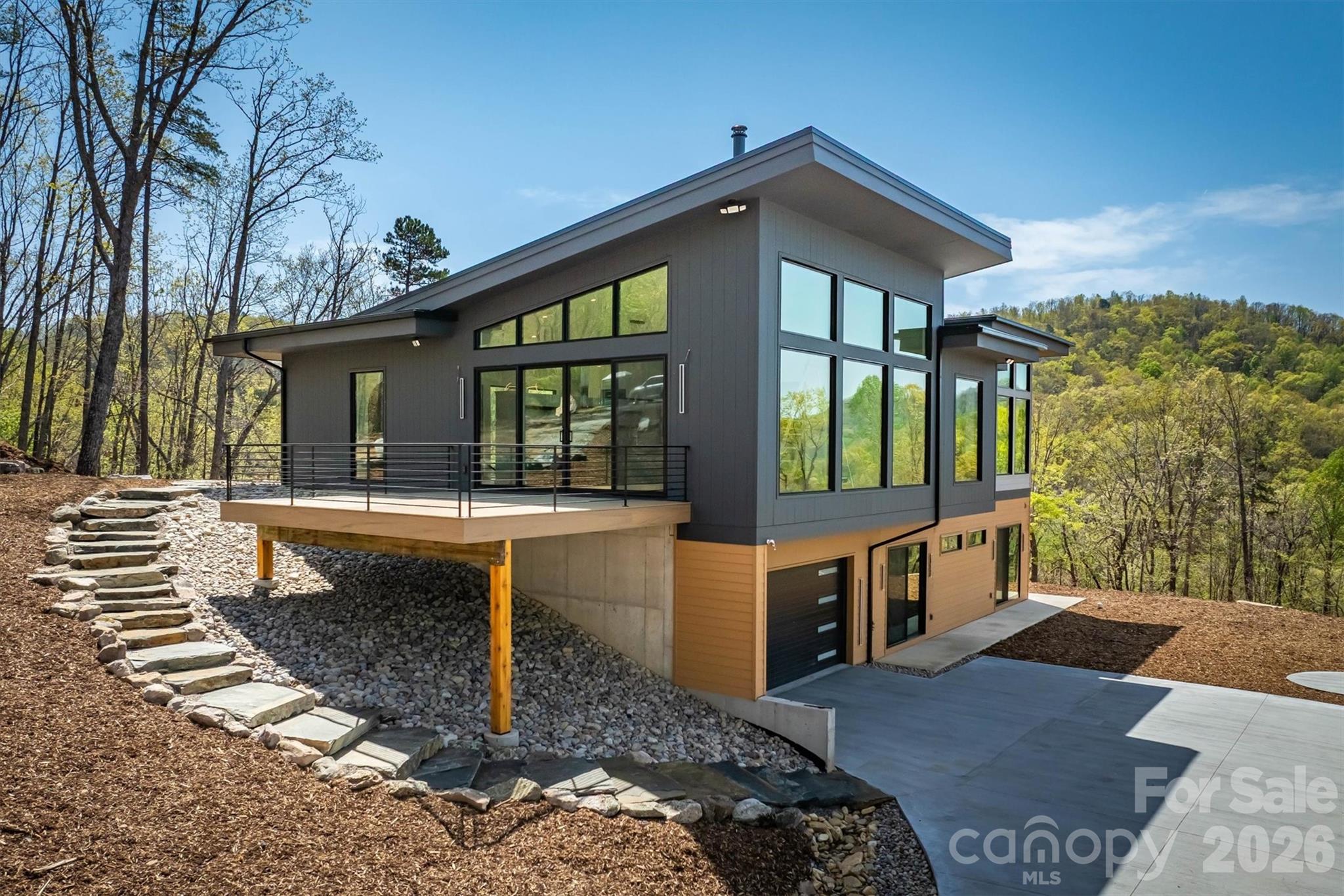 Single Family Residence at 463 Summit Trail, Nebo, photo 7 of 48