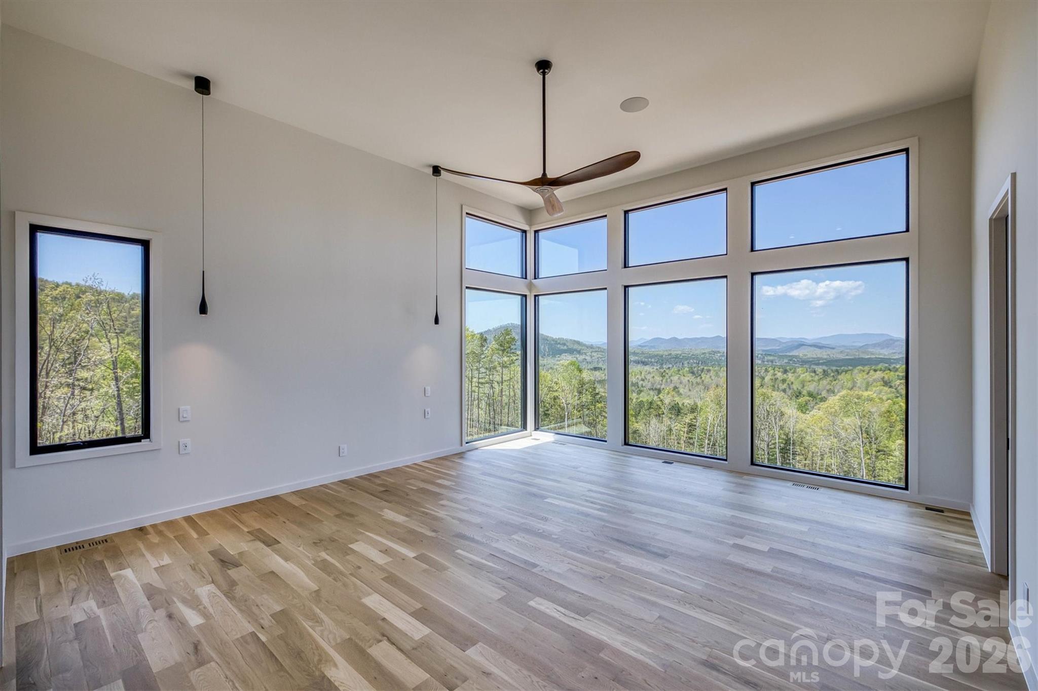 Primary bedroom - 463 Summit Trail, Nebo