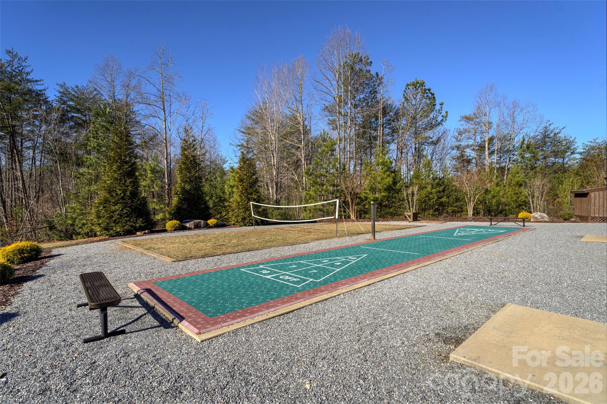 Community are shuffleboard courts - 463 Summit Trail, Nebo