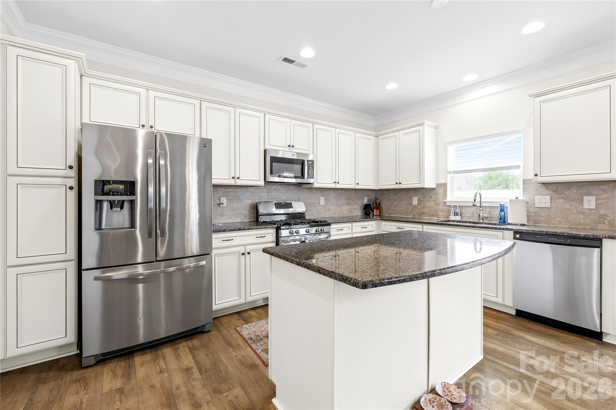 Single Family Residence at 124 Tasman Drive, Mount Holly, photo 20 of 47