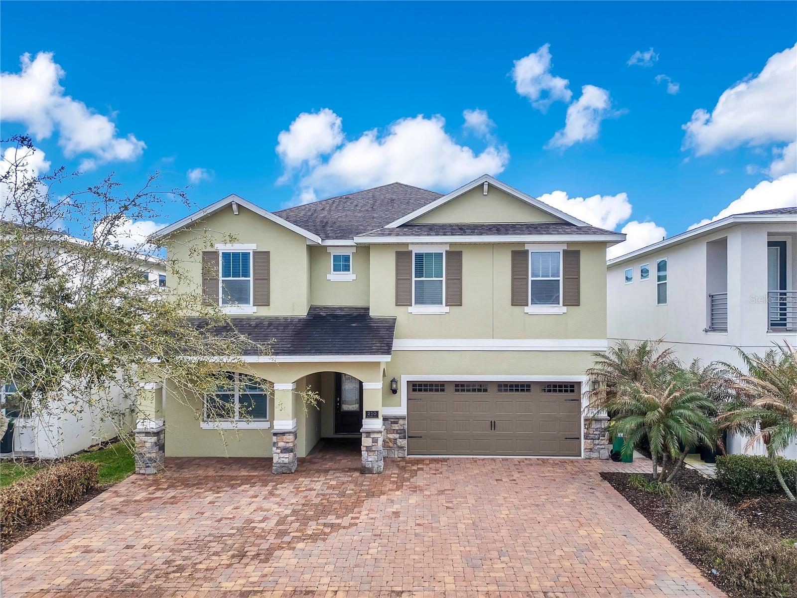 Single Family Residence at 210 BURMA ST, KISSIMMEE, photo 2 of 70